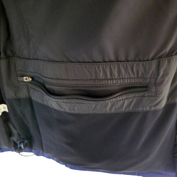 L.L. Bean Women’s Quilted Down Puffer Vest DL 603 – Black/Deep Navy – Size Large - Picture 6 of 7